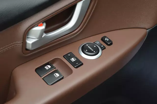 Hyundai Grand Starex 2019