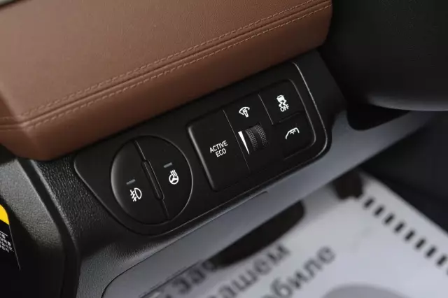 Hyundai Grand Starex 2019