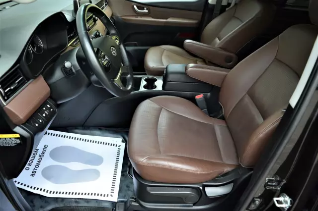Hyundai Grand Starex 2019