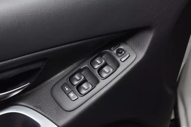 Volvo XC90 2012
