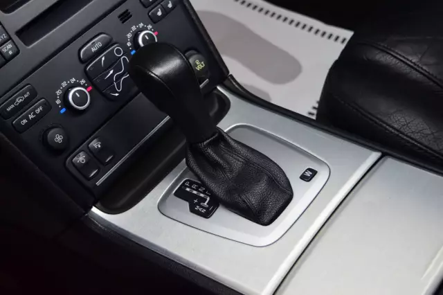 Volvo XC90 2012