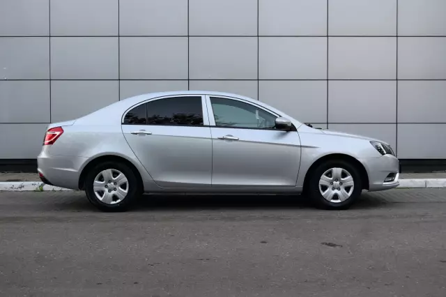 Geely Emgrand 7 2016