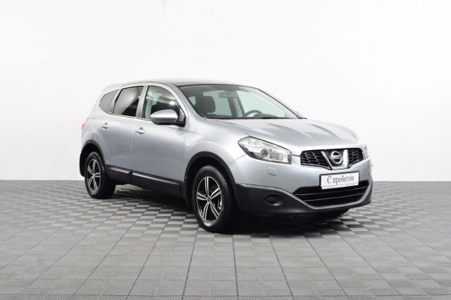 Nissan Qashqai+2 2011