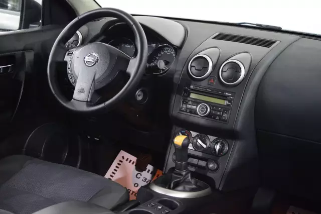 Nissan Qashqai+2 2011