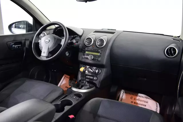 Nissan Qashqai+2 2011