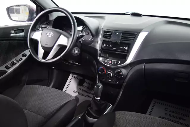 Hyundai Solaris 2014