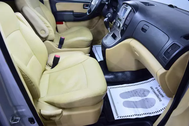 Hyundai Grand Starex 2010