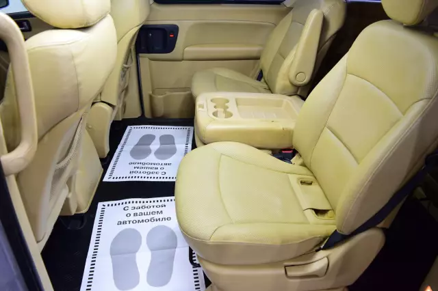 Hyundai Grand Starex 2010
