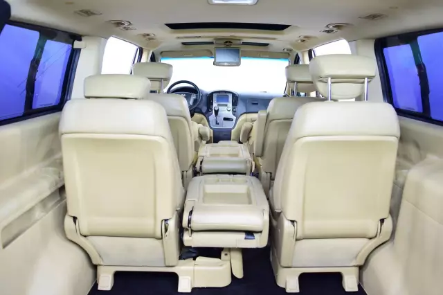 Hyundai Grand Starex 2010