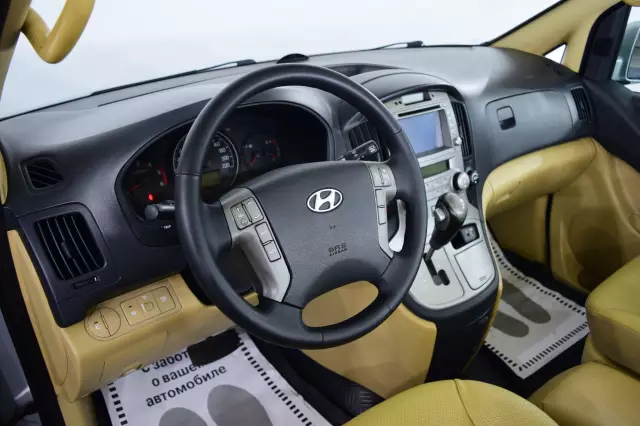 Hyundai Grand Starex 2010