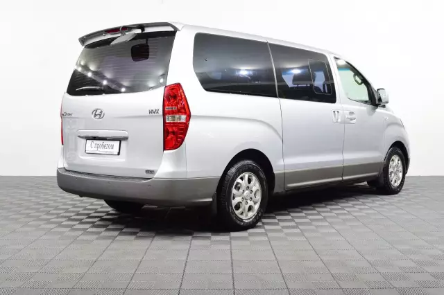 Hyundai Grand Starex 2010