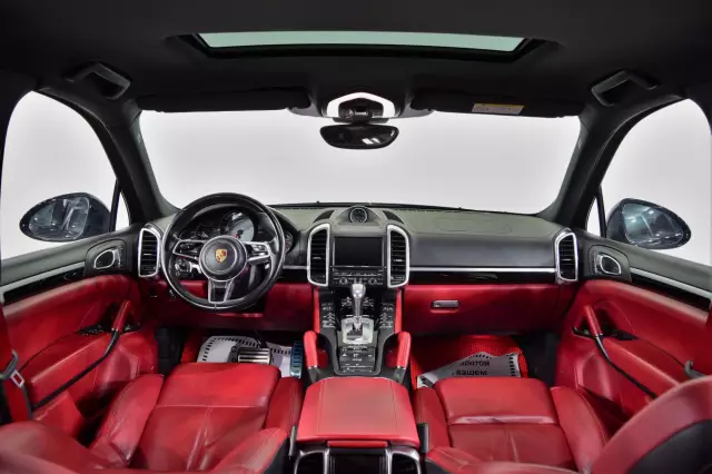 Porsche Cayenne 2014