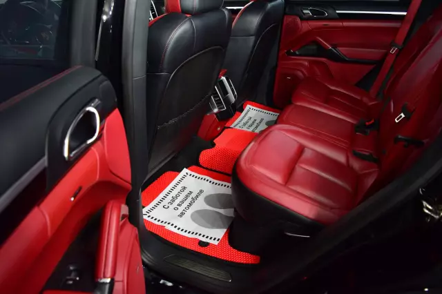 Porsche Cayenne 2014