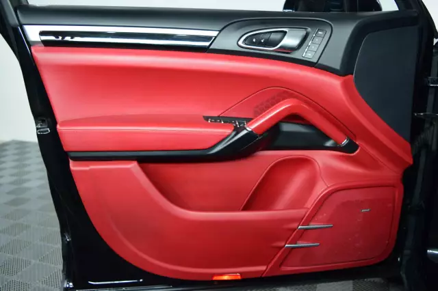 Porsche Cayenne 2014