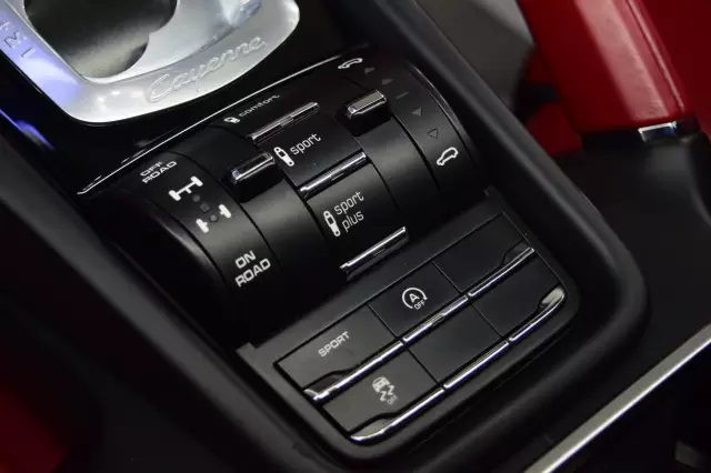 Porsche Cayenne 2014