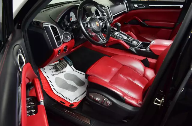 Porsche Cayenne 2014