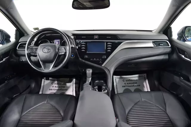 Toyota Camry 2018