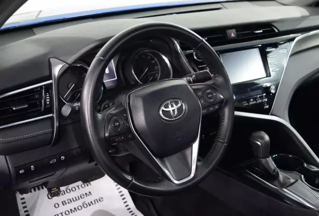 Toyota Camry 2018