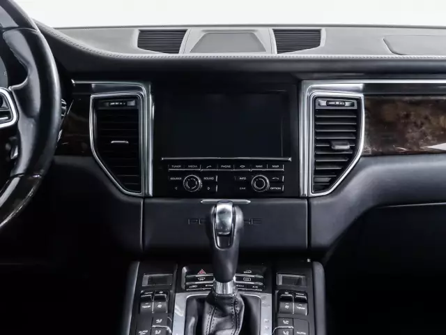 Porsche Macan 2014