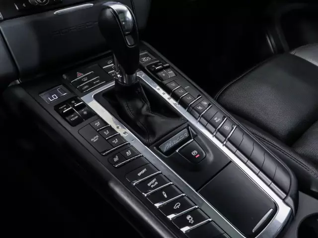 Porsche Macan 2014