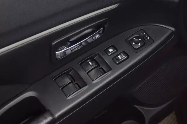 Mitsubishi ASX 2010