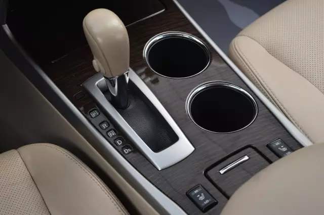 Nissan Teana 2014