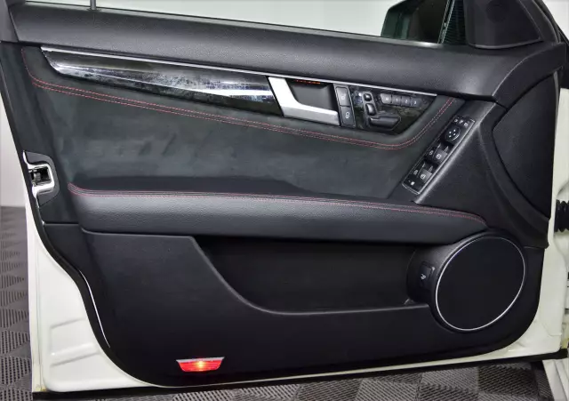 Mercedes-Benz C-Класс 2009