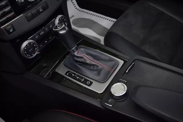 Mercedes-Benz C-Класс 2009