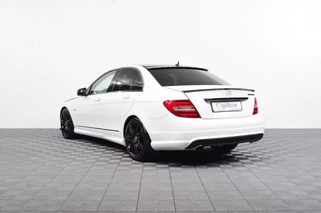 Mercedes-Benz C-Класс 2009