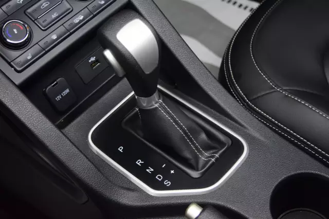 FAW Besturn X40 2020