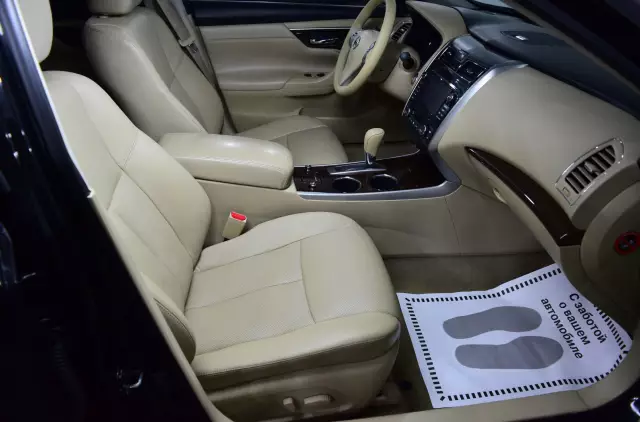 Nissan Teana 2015