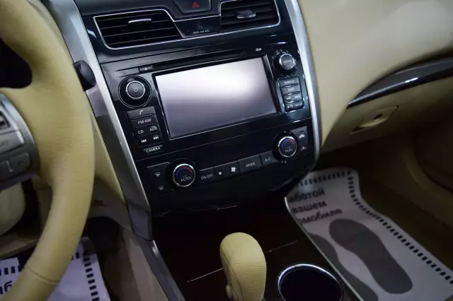 Nissan Teana 2015