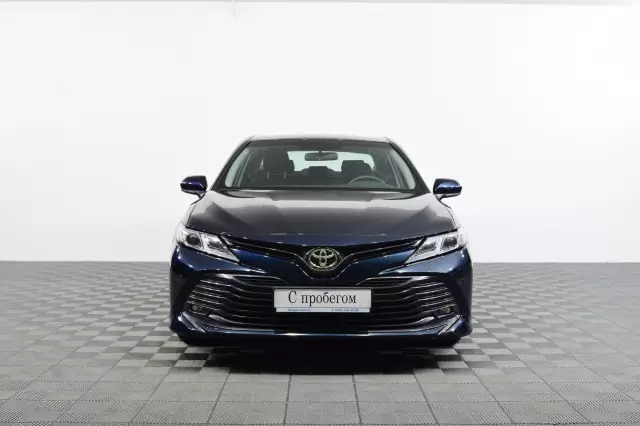 Toyota Camry 2019