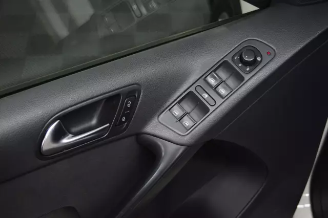 Volkswagen Tiguan 2012