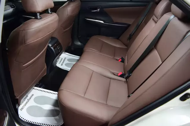 Toyota Camry 2017