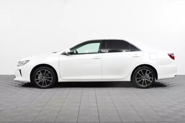 Toyota Camry 2017