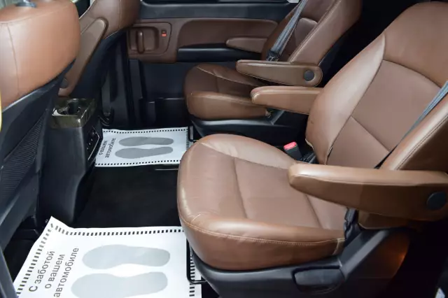 Hyundai Grand Starex 2019