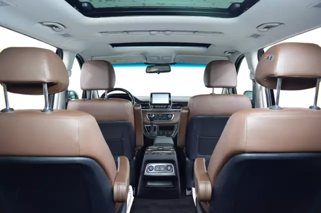 Hyundai Grand Starex 2019