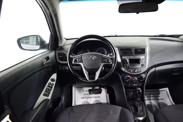 Hyundai Solaris 2015