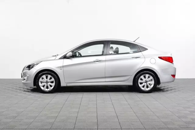 Hyundai Solaris 2015