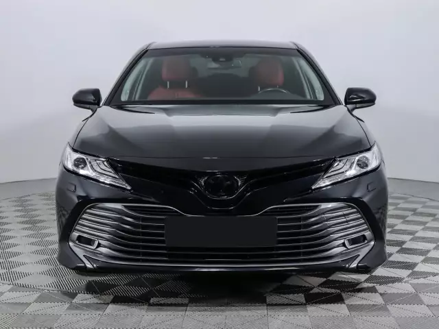 Toyota Camry 2020