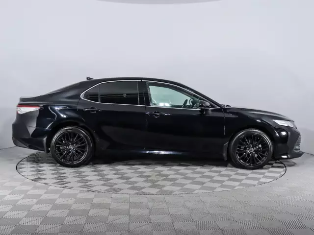 Toyota Camry 2020