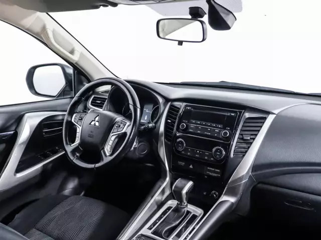 Mitsubishi Pajero Sport 2019