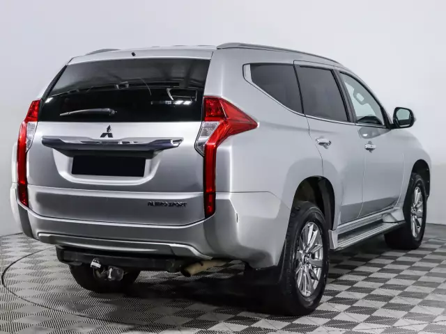 Mitsubishi Pajero Sport 2019