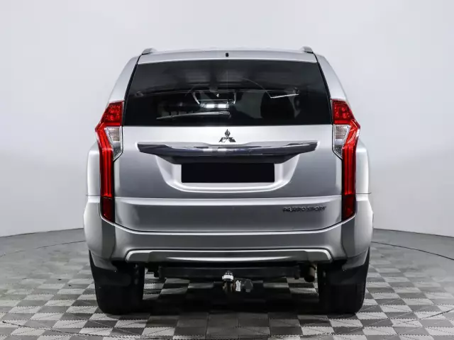 Mitsubishi Pajero Sport 2019