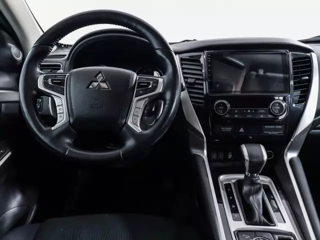 Mitsubishi Pajero Sport 2018