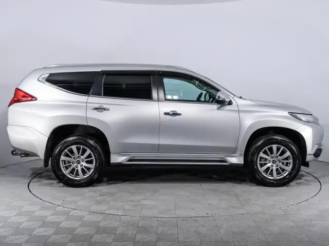 Mitsubishi Pajero Sport 2018