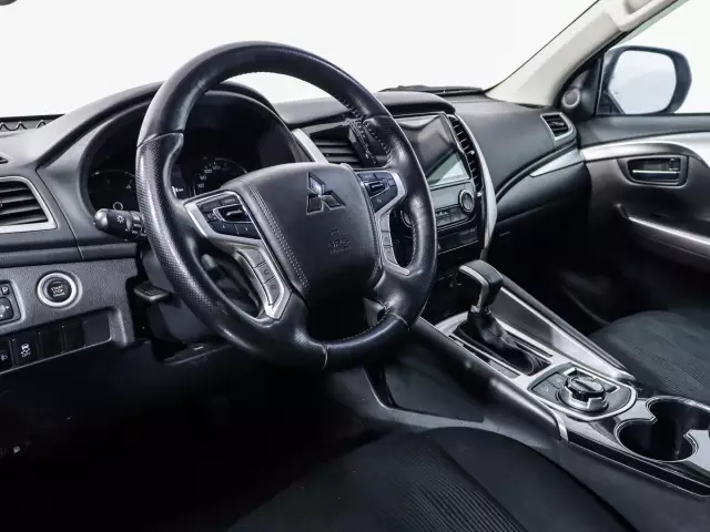 Mitsubishi Pajero Sport 2018