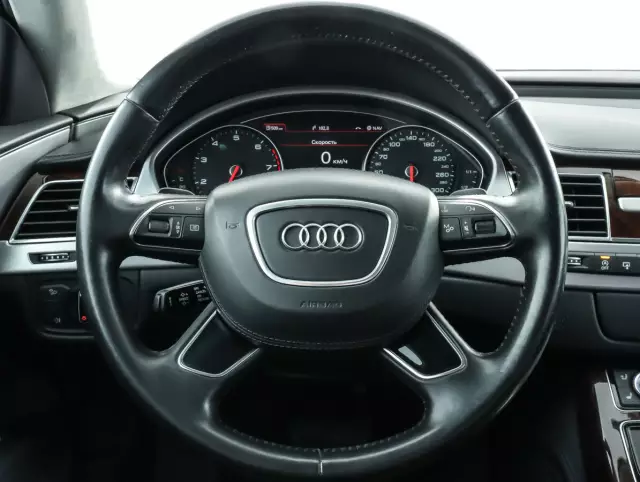 Audi A8 2015