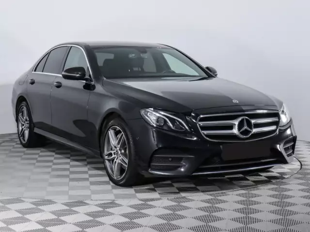 Mercedes-Benz E-Класс 2016